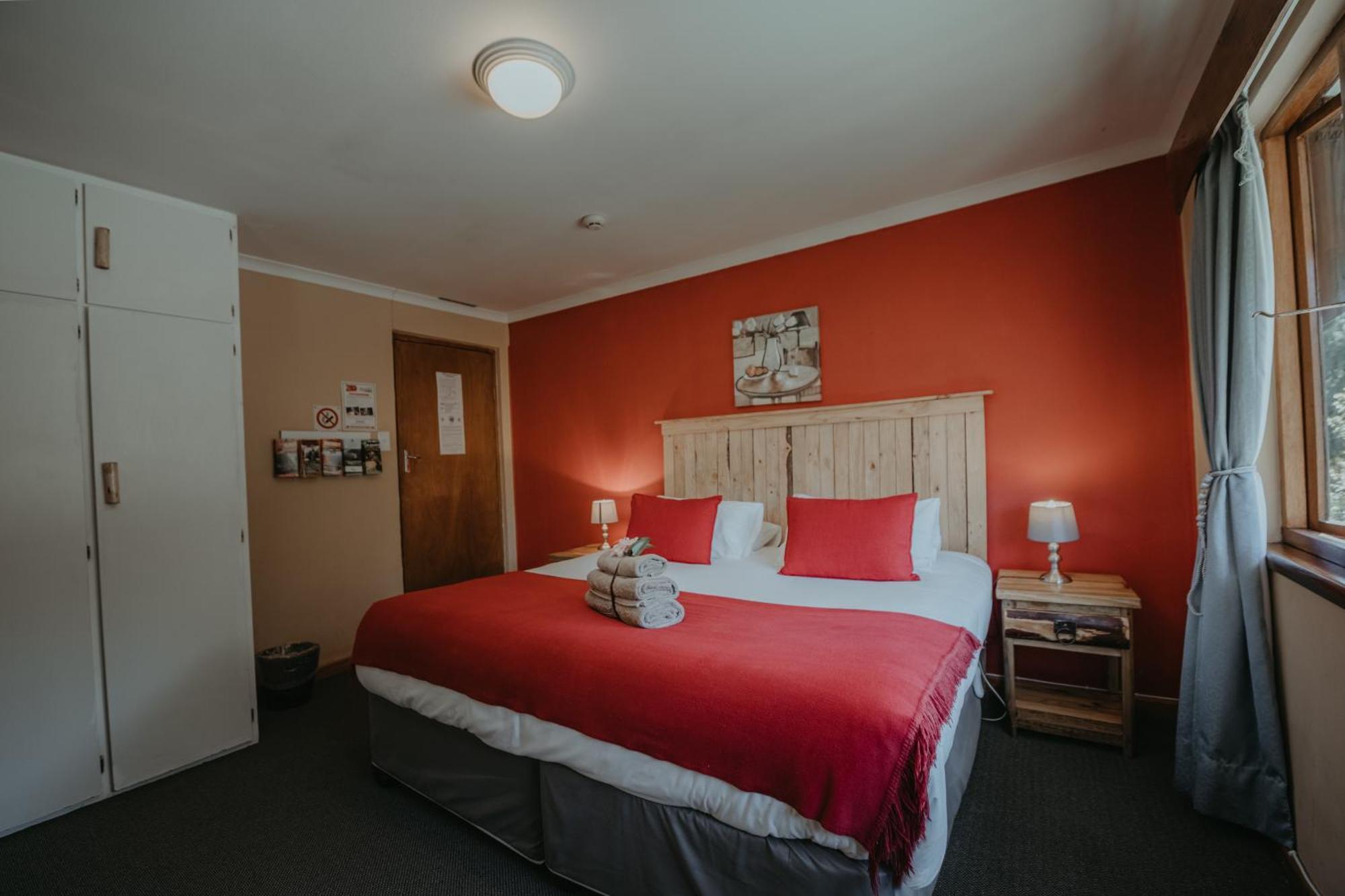 Storms River Forest Lodge Стормсривиер Екстериор снимка